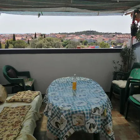 Lea Apartament *