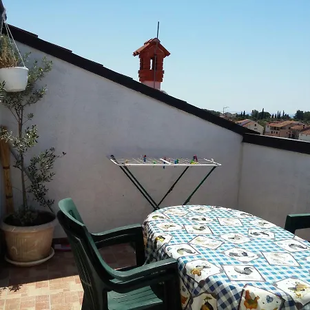 Lea Apartament *