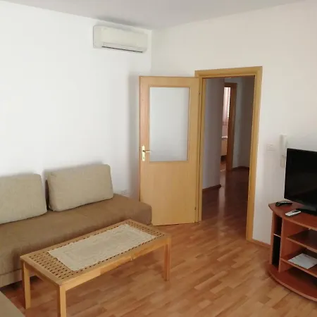 Apartment Lea