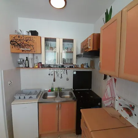 Lea Apartment *